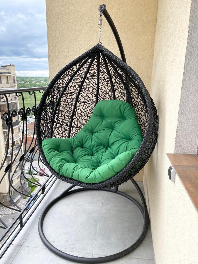 Luxury Emerald Apartments Ирпин Екстериор снимка